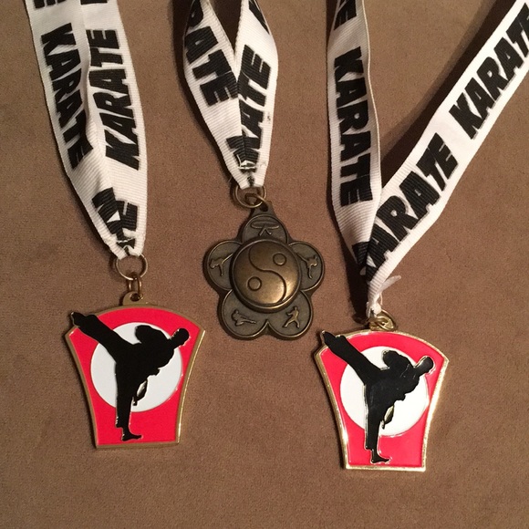 Yellow Belt Martial Arts Karate JiuJitsu Three Karate Medals Bronze to - Picture 2 of 5
